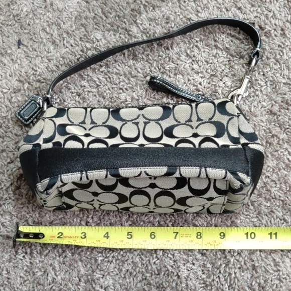 Coach handbag - Picture 2 of 5